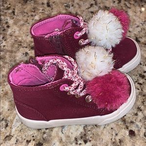 VVGUC CAT & JACK SNEAKERS TODDLER SZ5